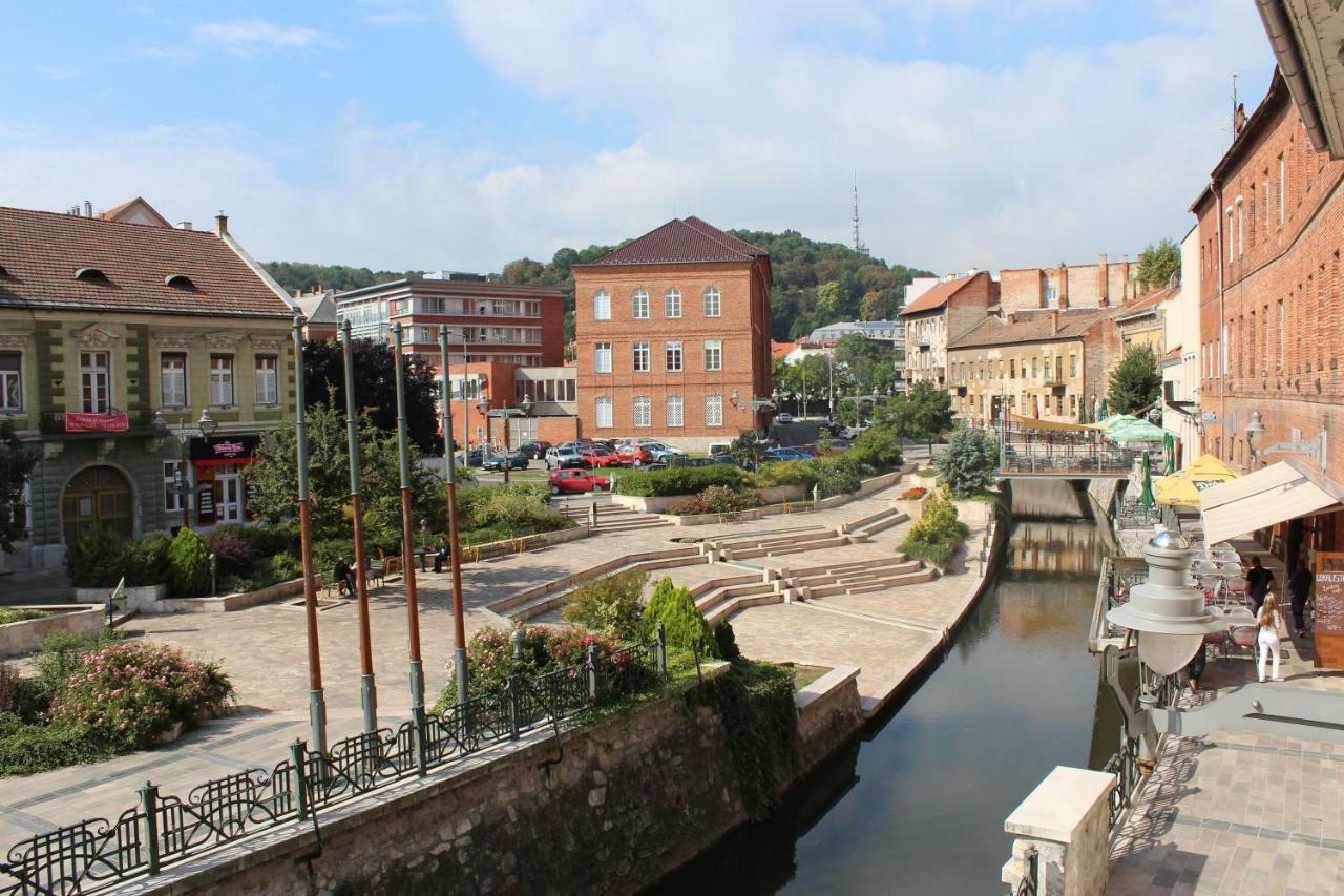 Gesztenyes Apartman Miskolc Dış mekan fotoğraf