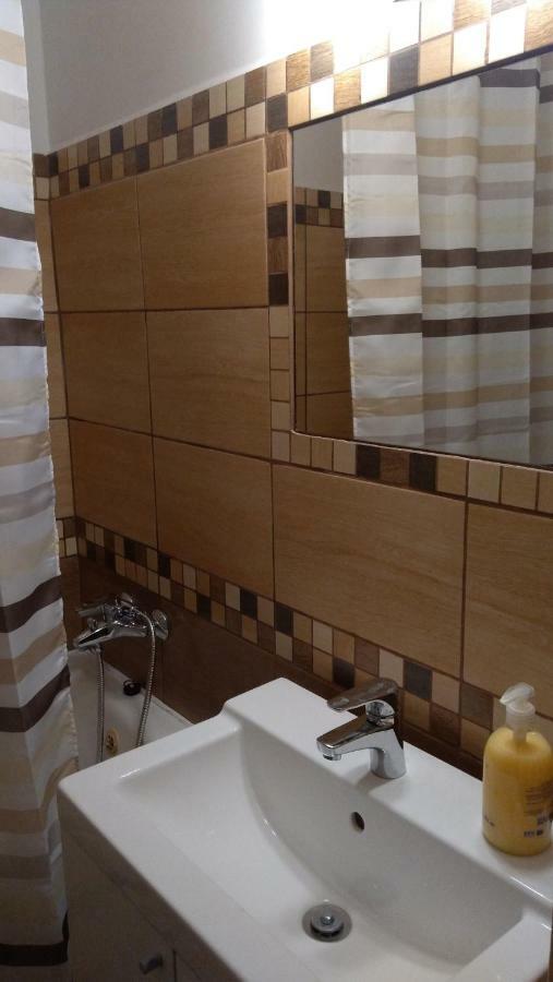 Gesztenyes Apartman Miskolc Dış mekan fotoğraf