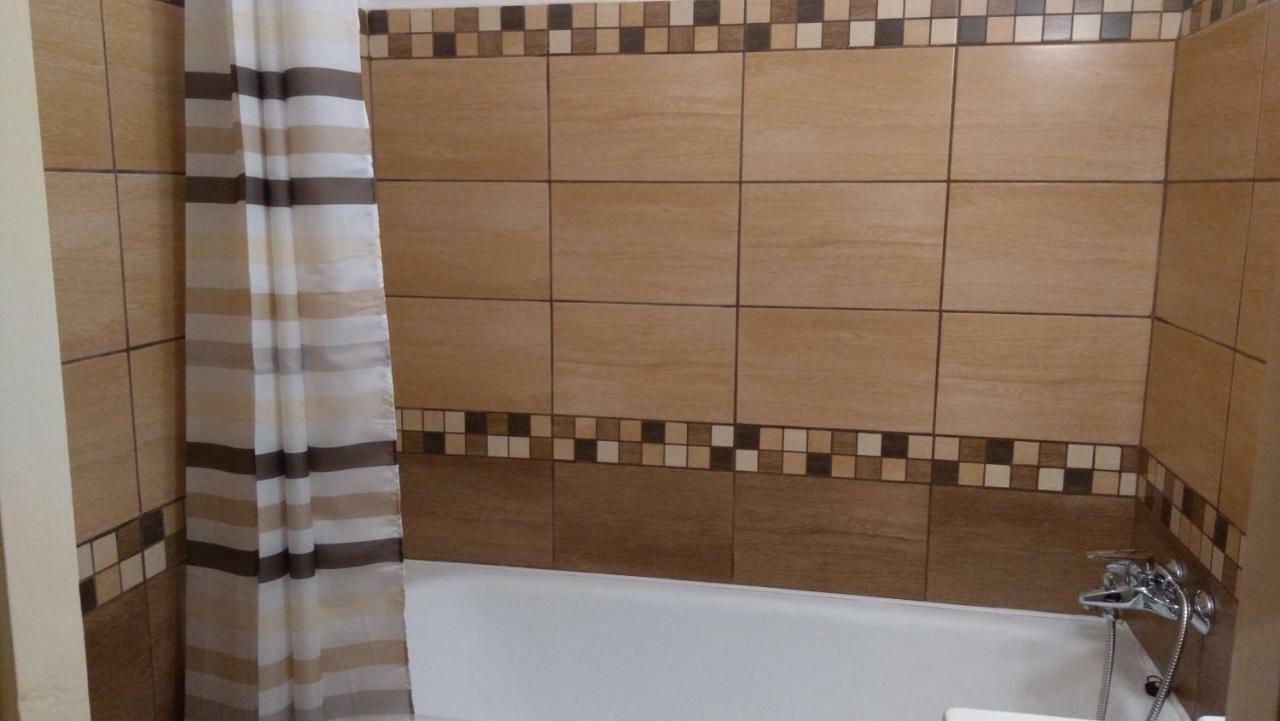 Gesztenyes Apartman Miskolc Dış mekan fotoğraf