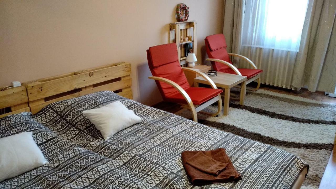 Gesztenyes Apartman Miskolc Dış mekan fotoğraf