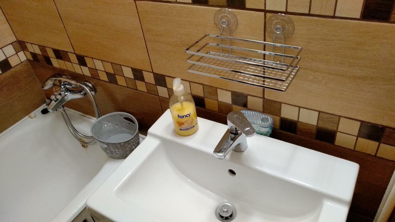 Gesztenyes Apartman Miskolc Dış mekan fotoğraf